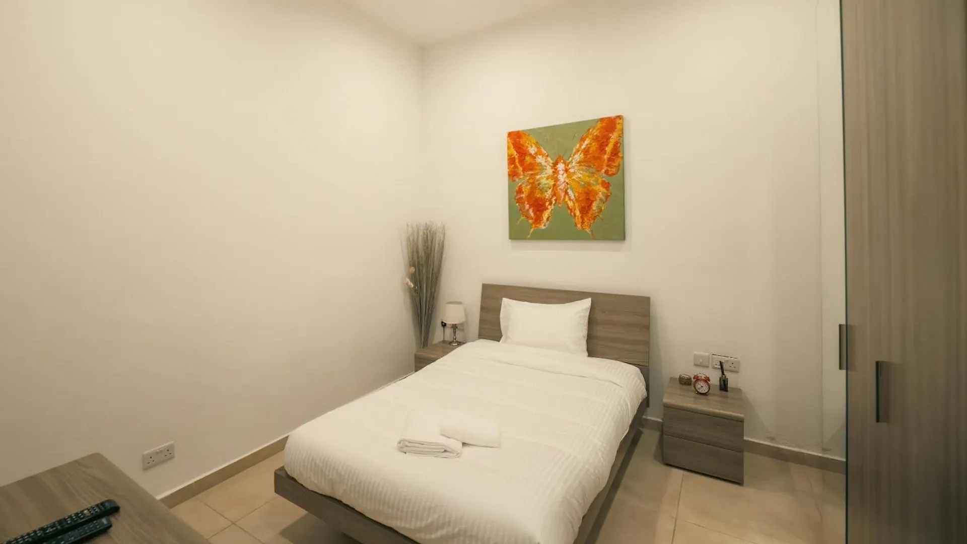 Bed & Breakfast Sliema Central O'Clock Malta